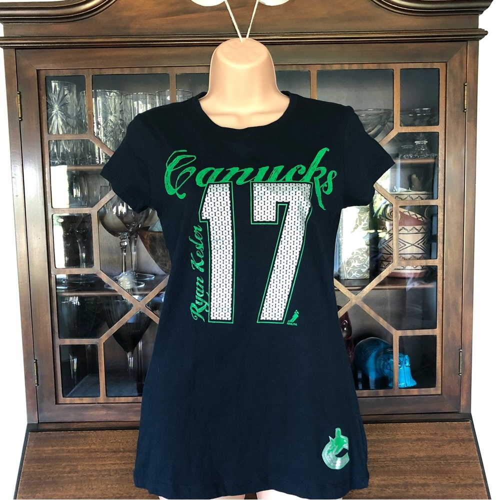 NWT Canucks T-shirt.